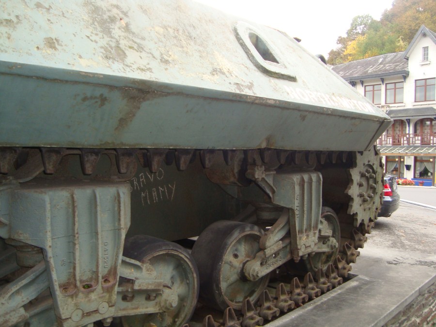 caza tanque Achilles MK10 USA Army La Roche Ardennes Belgica