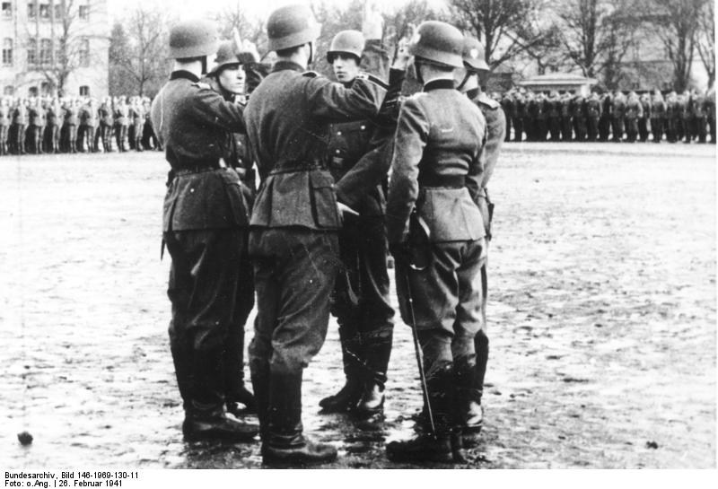 divisiongrossdeutschland alemania iiww militarialagleize1944