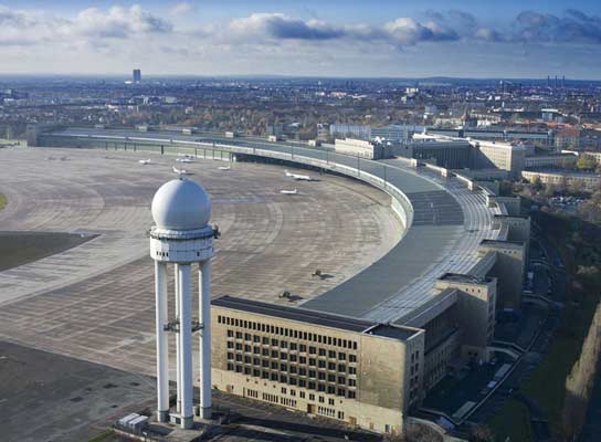 Tempelhof Airport Berlin Alemania