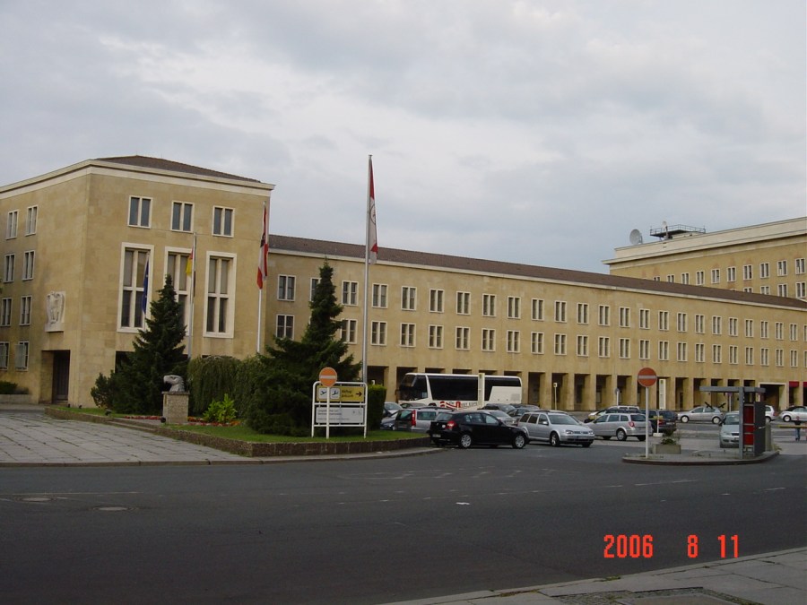 Tempelhof Airport Berlin Alemania