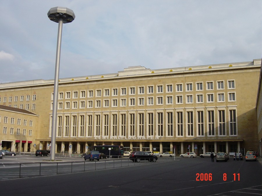 Tempelhof Airport Berlin Alemania