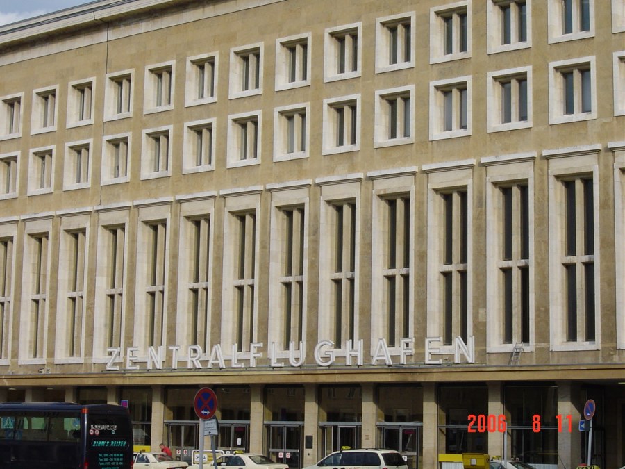 Tempelhof Airport Berlin Alemania