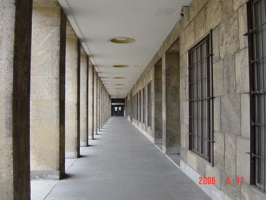 Tempelhof Airport Berlin Alemania