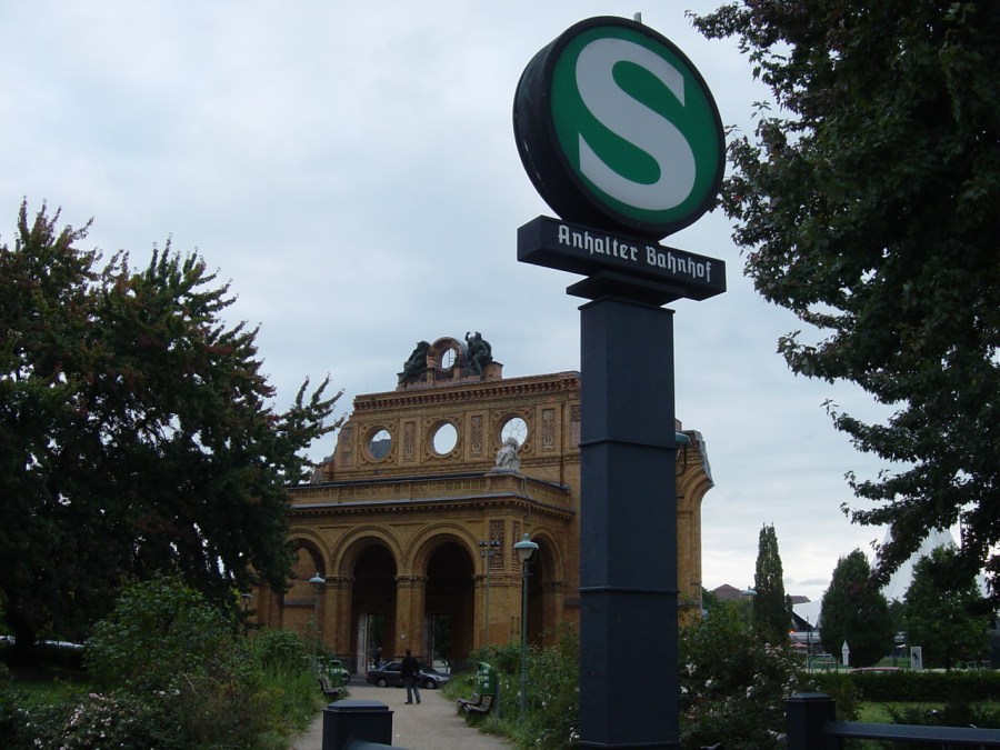 Anhalter Bahnhof-Berlin (1)