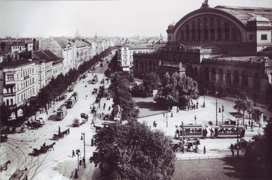 Anhalter Bahnhof-Berlin (1)