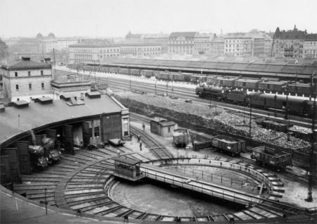Anhalter Bahnhof-Berlin (1)