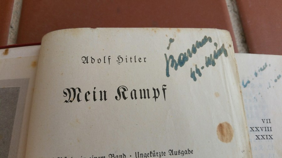 mein-kampf-rojo-alemania-wwii-1
